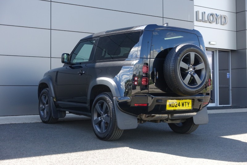 2024 (24) LAND ROVER DEFENDER 3.0 D250 X-Dynamic HSE 90 3dr Auto