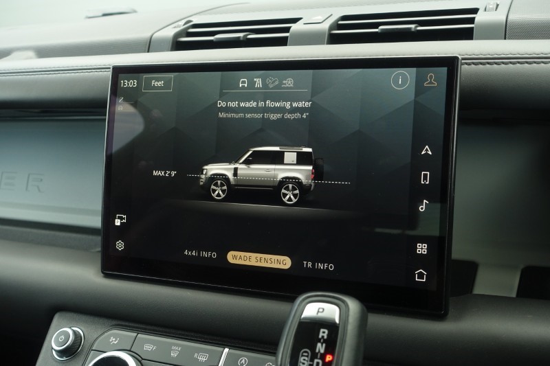 2022 (22) LAND ROVER DEFENDER 3.0 D250 X-Dynamic HSE 90 3dr Auto 5445362
