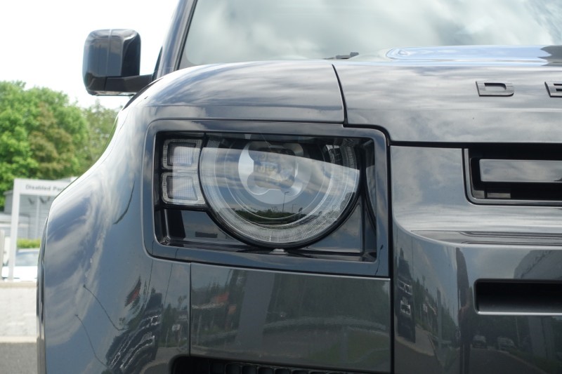 2022 (22) LAND ROVER DEFENDER 3.0 D250 X-Dynamic HSE 90 3dr Auto 5445333