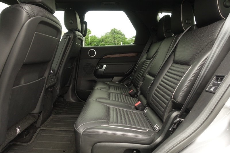 2020 (20) LAND ROVER DISCOVERY 3.0 SD6 HSE 5dr Auto 5510089