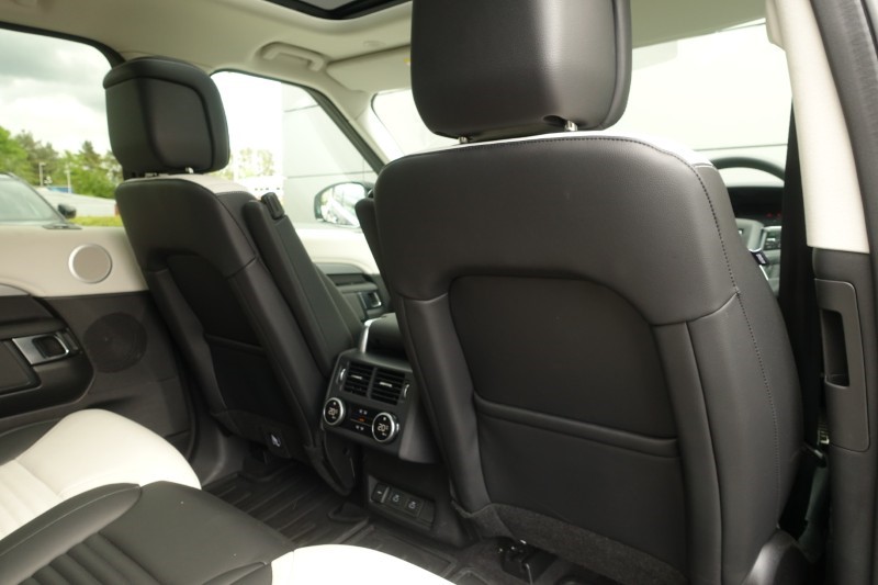 2025 (75) LAND ROVER DISCOVERY 3.0 D350 Dynamic SE 5dr Auto 5432860