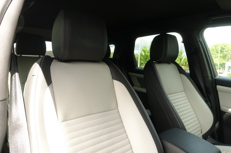 2025 (74) LAND ROVER DISCOVERY SPORT 2.0 D200 Dynamic HSE 5dr Auto [7 Seat] 5499111