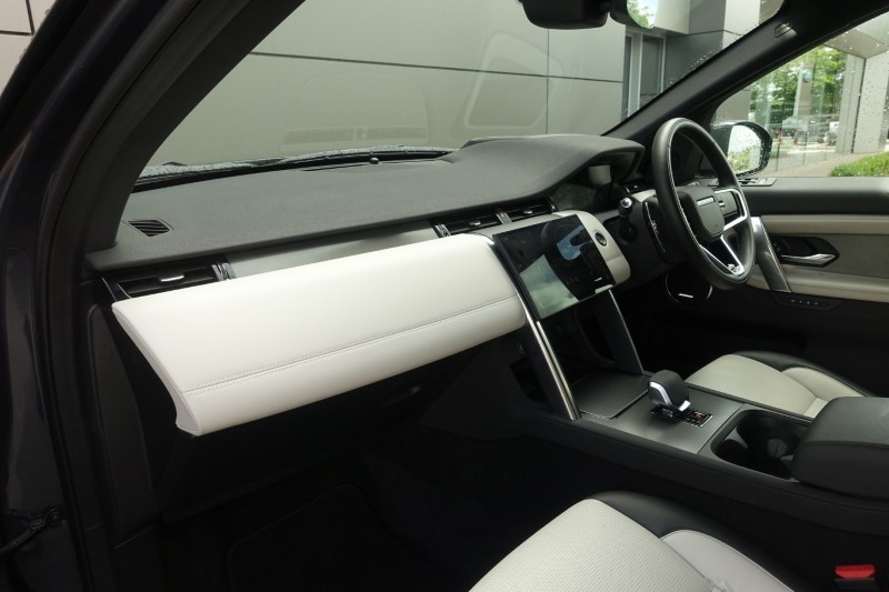 2025 (74) LAND ROVER DISCOVERY SPORT 2.0 D200 Dynamic HSE 5dr Auto [7 Seat] 5499125