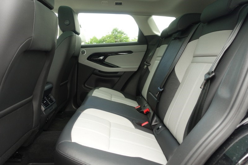 2025 (75) LAND ROVER RANGE ROVER EVOQUE 2.0 D200 Dynamic SE 5dr Auto 5432545