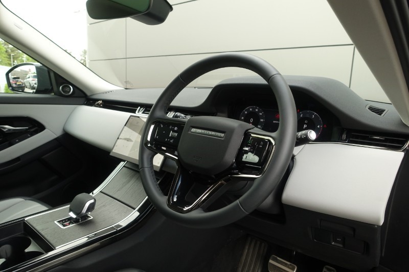 2025 (75) LAND ROVER RANGE ROVER EVOQUE 2.0 D200 Dynamic SE 5dr Auto 5432587