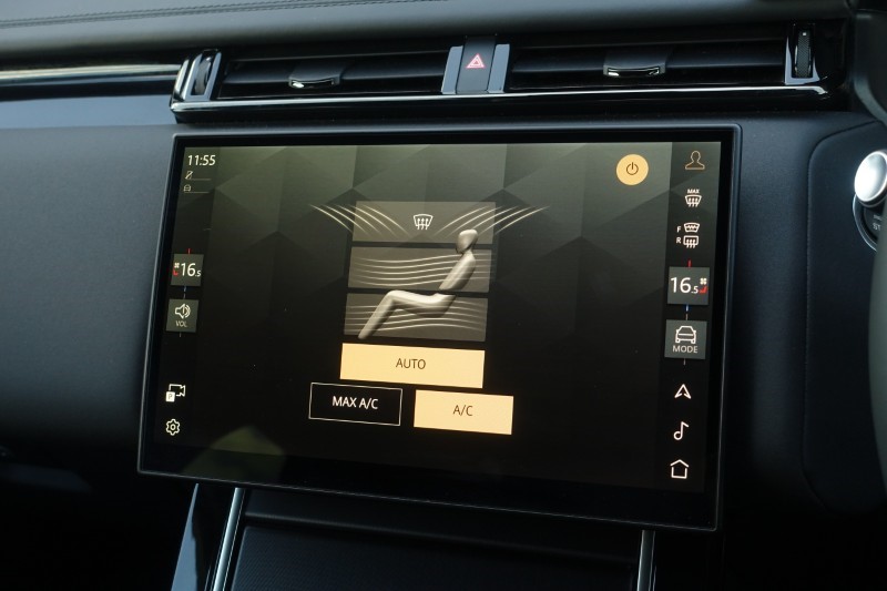 2025 (75) LAND ROVER RANGE ROVER VELAR 2.0 D200 MHEV Dynamic SE 5dr Auto 5483987