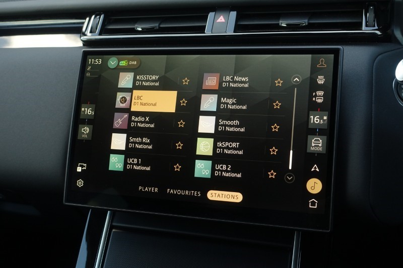 2025 (75) LAND ROVER RANGE ROVER VELAR 2.0 D200 MHEV Dynamic SE 5dr Auto 5483982