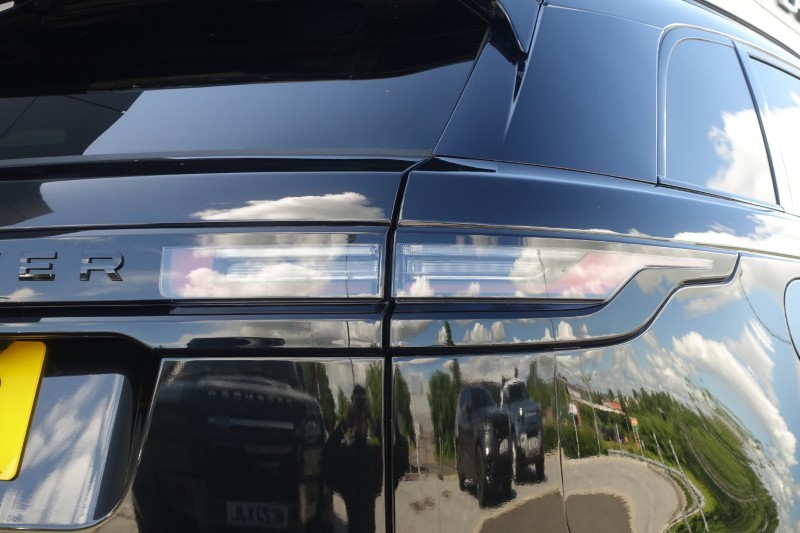2025 (75) LAND ROVER RANGE ROVER VELAR 2.0 D200 MHEV Dynamic SE 5dr Auto 5483969