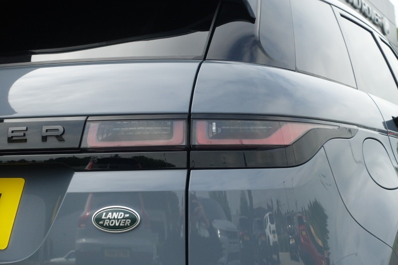 2022 (22) LAND ROVER RANGE ROVER EVOQUE 2.0 D200 R-Dynamic S 5dr Auto 5514924