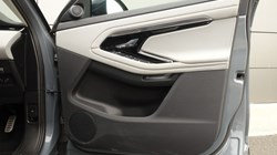 2022 (22) LAND ROVER RANGE ROVER EVOQUE 2.0 D200 R-Dynamic S 5dr Auto 5514940
