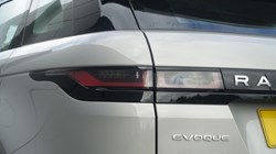 2021 (21) LAND ROVER RANGE ROVER EVOQUE 2.0 D165 S 5dr Auto 5509715