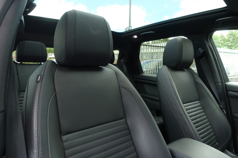 2024 (74) LAND ROVER DISCOVERY SPORT 2.0 D200 Dynamic HSE 5dr Auto [7 Seat] 5498768