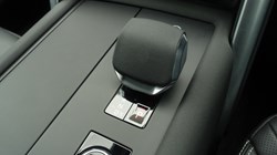 2025 (74) LAND ROVER DISCOVERY 3.0 D350 Dynamic HSE 5dr Auto 5499452