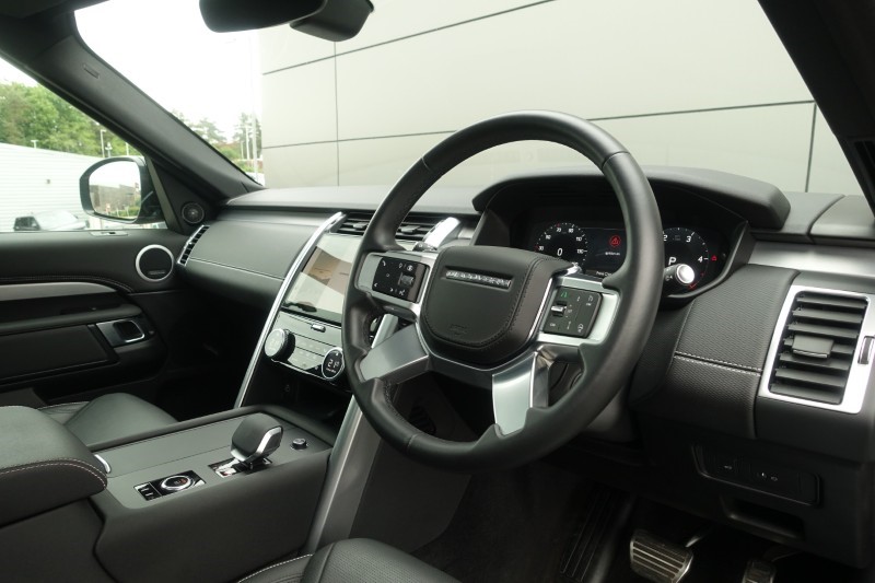 2025 (74) LAND ROVER DISCOVERY 3.0 D350 Dynamic HSE 5dr Auto 5499489