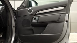 2025 (74) LAND ROVER DISCOVERY 3.0 D350 Dynamic HSE 5dr Auto 5499494