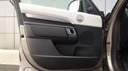 2025 (74) LAND ROVER DISCOVERY 3.0 D350 Dynamic HSE 5dr Auto 5489666