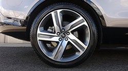 2025 (74) LAND ROVER DISCOVERY 3.0 D350 Dynamic HSE 5dr Auto 5489622
