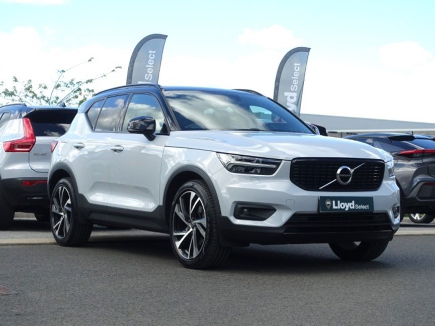 2020 (70) VOLVO XC40 2.0 B4P R DESIGN Pro 5dr Auto