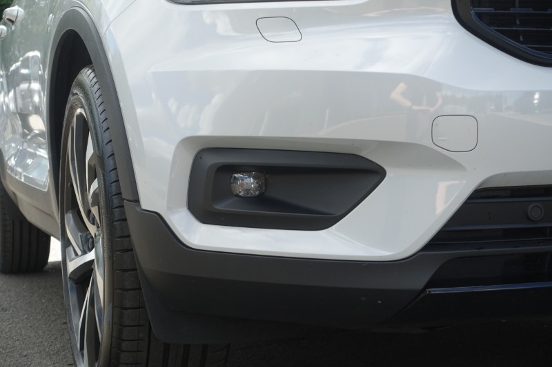 2020 (70) VOLVO XC40 2.0 B4P R DESIGN Pro 5dr Auto 5490818