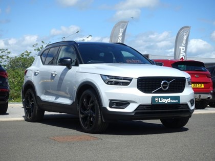 2020 (70) VOLVO XC40 2.0 B4P R DESIGN Pro 5dr Auto