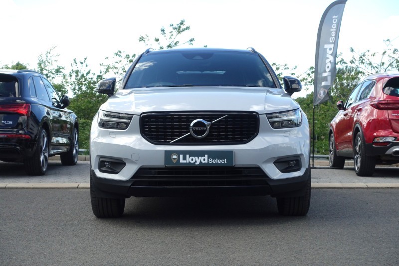 2020 (70) VOLVO XC40 2.0 B4P R DESIGN Pro 5dr Auto 5490804