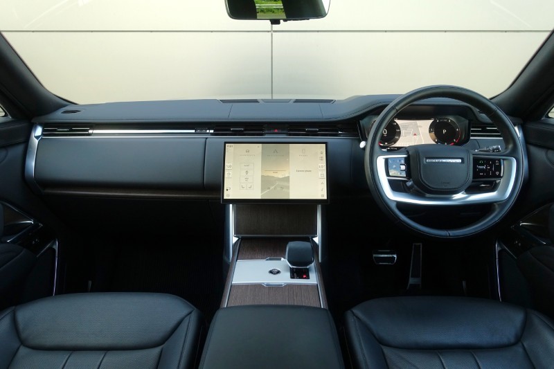 2024 (24) LAND ROVER RANGE ROVER 3.0 D300 HSE 4dr Auto 5449933
