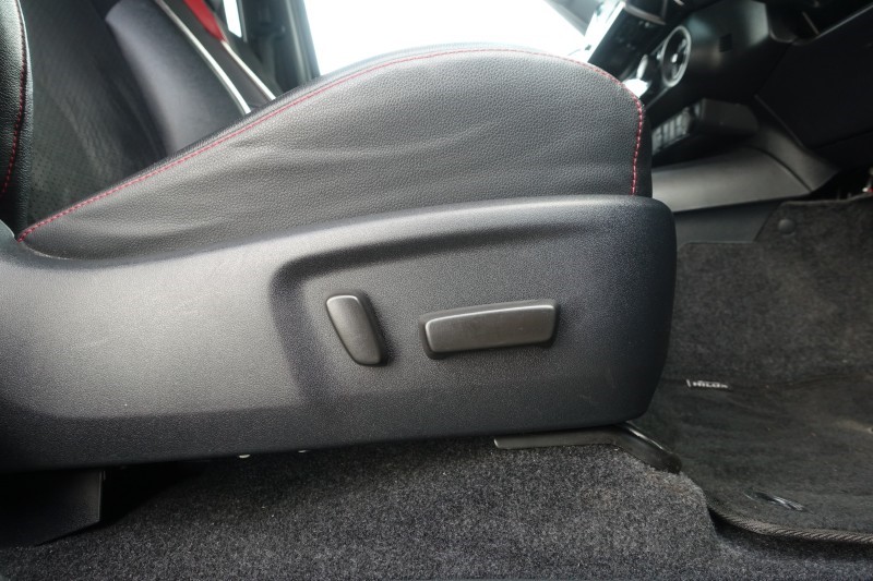2024 (24) TOYOTA COMMERCIAL HILUX GR Sport D/Cab Pick Up 2.8 D-4D Auto 5537594