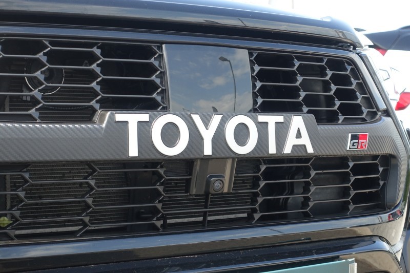 2024 (24) TOYOTA COMMERCIAL HILUX GR Sport D/Cab Pick Up 2.8 D-4D Auto 5537557