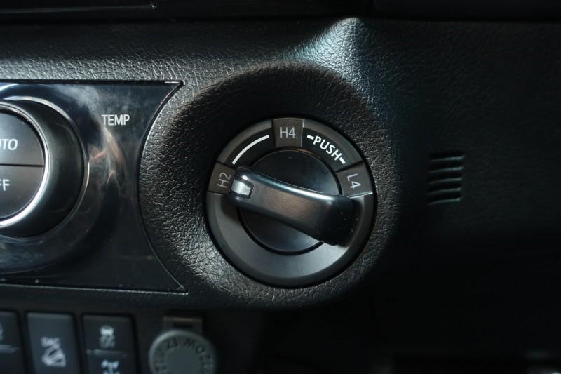 2024 (24) TOYOTA COMMERCIAL HILUX GR Sport D/Cab Pick Up 2.8 D-4D Auto 5537588