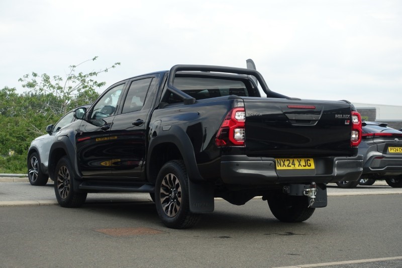 2024 (24) TOYOTA COMMERCIAL HILUX GR Sport D/Cab Pick Up 2.8 D-4D Auto 5537539