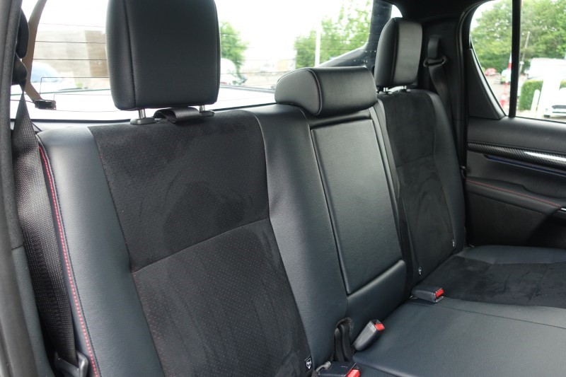 2024 (24) TOYOTA COMMERCIAL HILUX GR Sport D/Cab Pick Up 2.8 D-4D Auto 5537601