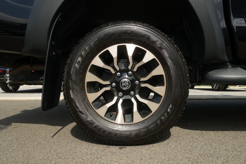 2024 (24) TOYOTA COMMERCIAL HILUX GR Sport D/Cab Pick Up 2.8 D-4D Auto 5537564