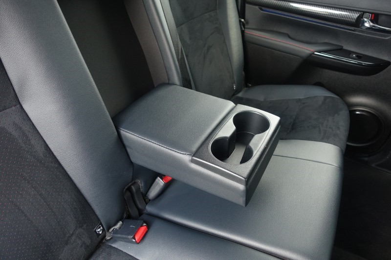 2024 (24) TOYOTA COMMERCIAL HILUX GR Sport D/Cab Pick Up 2.8 D-4D Auto 5537602