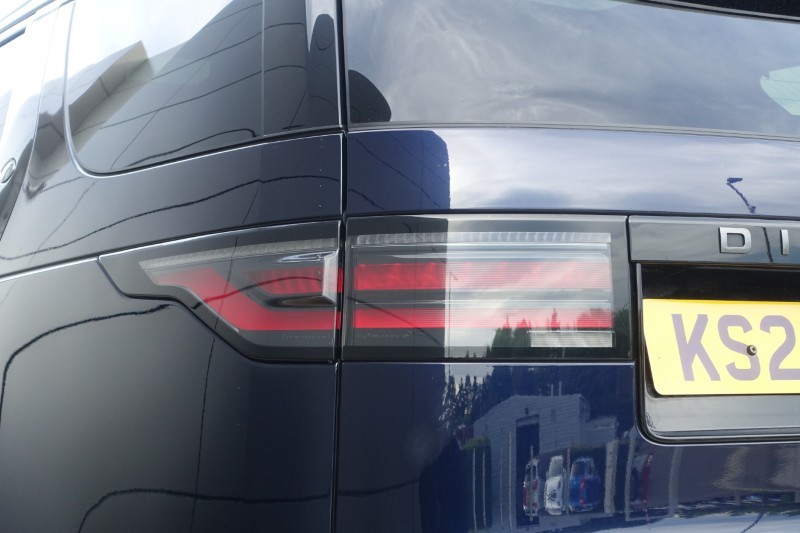 2023 (23) LAND ROVER DISCOVERY 3.0 D300 R-Dynamic HSE 5dr Auto 5527076
