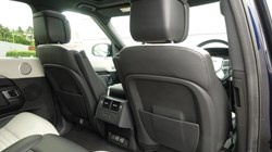 2023 (23) LAND ROVER DISCOVERY 3.0 D300 R-Dynamic HSE 5dr Auto 5527113