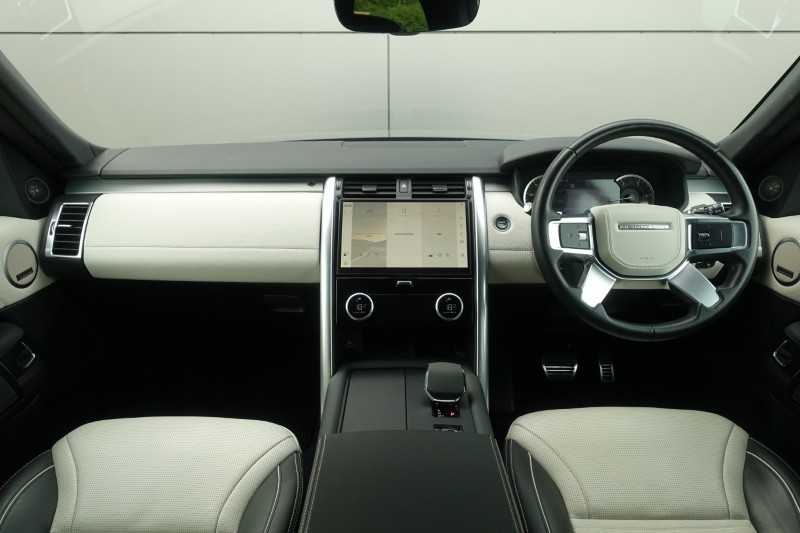 2023 (23) LAND ROVER DISCOVERY 3.0 D300 R-Dynamic HSE 5dr Auto 5527066