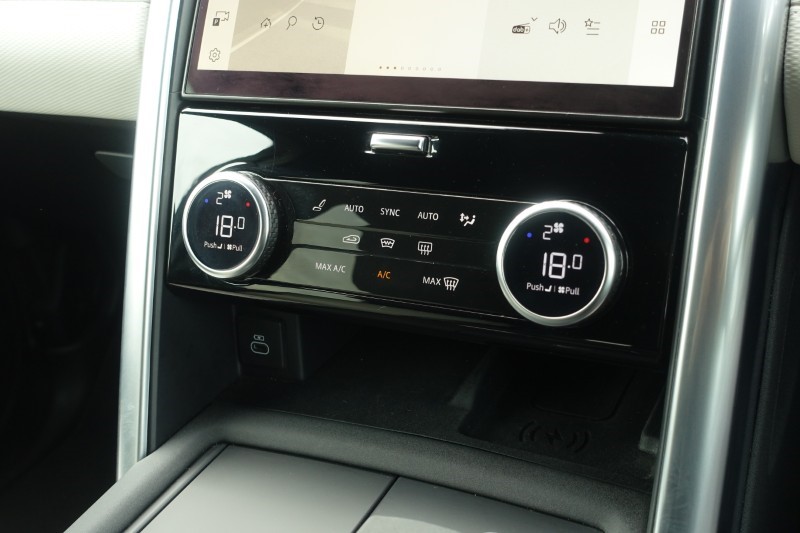 2023 (23) LAND ROVER DISCOVERY 3.0 D300 R-Dynamic HSE 5dr Auto 5527102