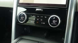 2023 (23) LAND ROVER DISCOVERY 3.0 D300 R-Dynamic HSE 5dr Auto 5527102