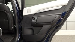 2023 (23) LAND ROVER DISCOVERY 3.0 D300 R-Dynamic HSE 5dr Auto 5527112