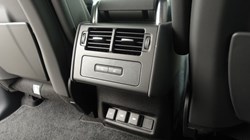 2023 (23) LAND ROVER DISCOVERY 3.0 D300 R-Dynamic HSE 5dr Auto 5527075