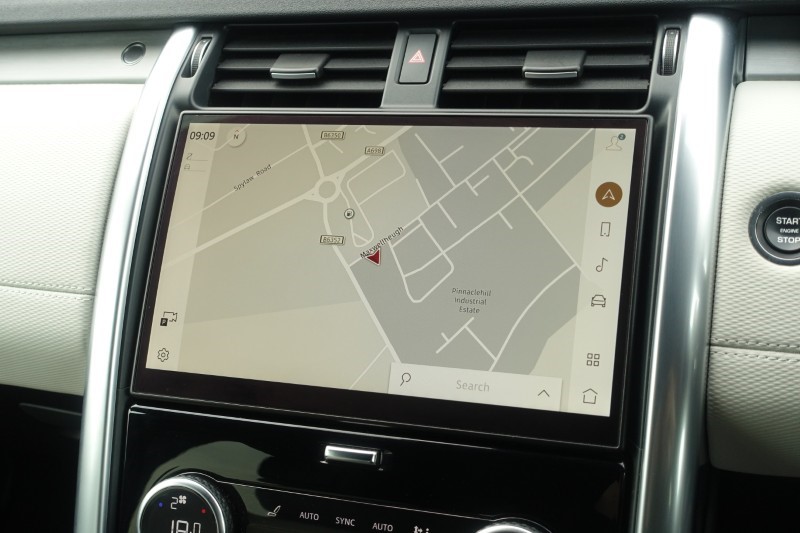 2023 (23) LAND ROVER DISCOVERY 3.0 D300 R-Dynamic HSE 5dr Auto 5527068