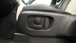 2023 (23) LAND ROVER DISCOVERY 3.0 D300 R-Dynamic HSE 5dr Auto 5527121