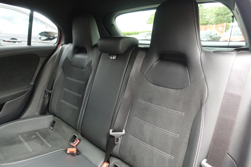 2021 (21) MERCEDES-BENZ A CLASS A200 Exclusive Edition 5dr Auto 5510584