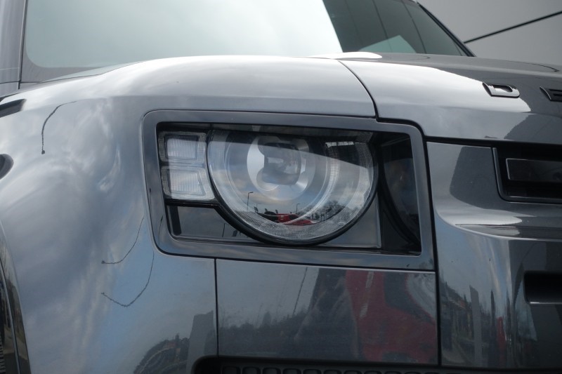 2024 (24) LAND ROVER DEFENDER 3.0 D300 X-Dynamic HSE 110 5dr Auto 5490513