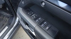 2024 (24) LAND ROVER DEFENDER 3.0 D300 X-Dynamic HSE 110 5dr Auto 5490549