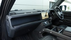2024 (24) LAND ROVER DEFENDER 3.0 D300 X-Dynamic HSE 110 5dr Auto 5490558