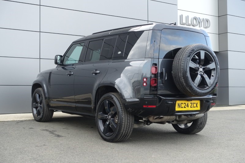 2024 (24) LAND ROVER DEFENDER 3.0 D300 X-Dynamic HSE 110 5dr Auto