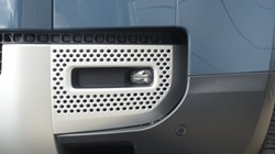 2022 (22) LAND ROVER DEFENDER 3.0 D250 HSE 90 3dr Auto 5527555