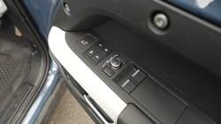 2022 (22) LAND ROVER DEFENDER 3.0 D250 HSE 90 3dr Auto 5527575