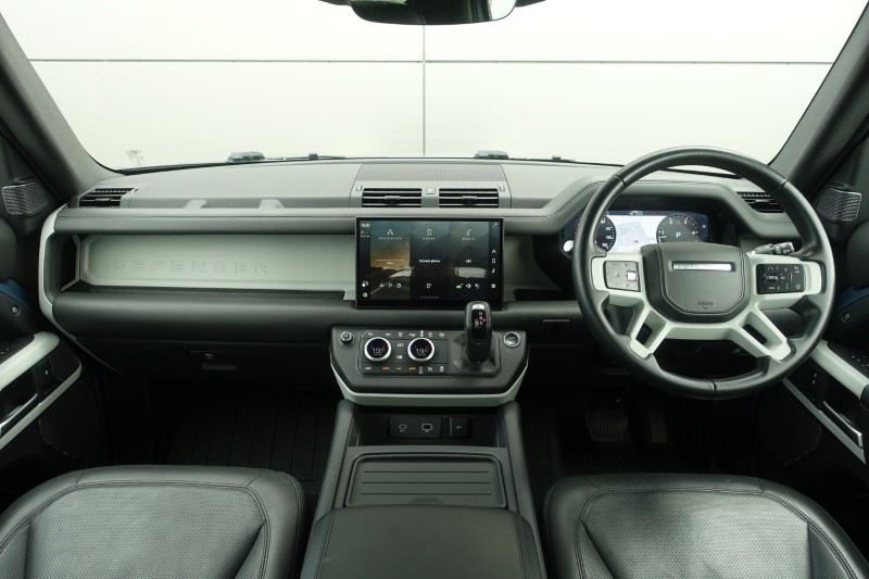 2022 (22) LAND ROVER DEFENDER 3.0 D250 HSE 90 3dr Auto 5527533